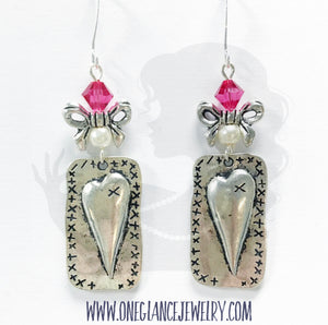 Heart with bow and pink Swarovski and pearl earring