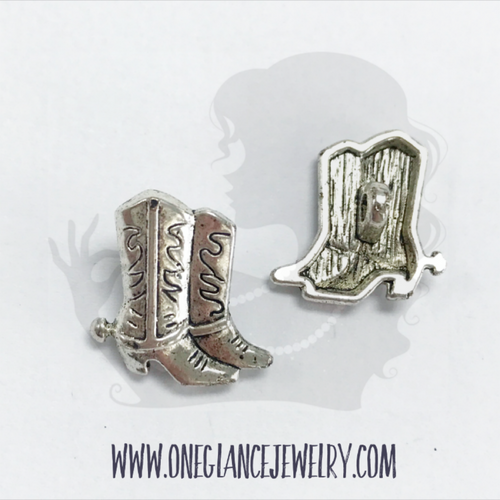 Pewter boot button, shank style