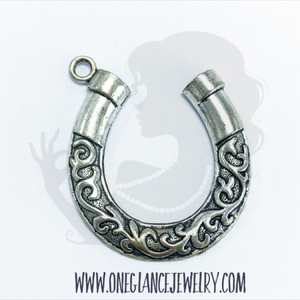 Pewter horseshoe pendant