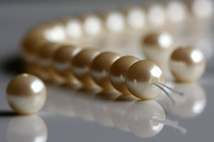 Pearl knotting class, Wednesday 10/25/23, 4-6pm